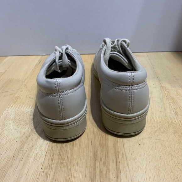 Grasshoppers Shoes Womens 6.5M Casual Sneakers Beige Canvas Wedge Lace Up‎ - Picture 2 of 7